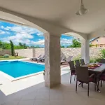 Nada Ružići