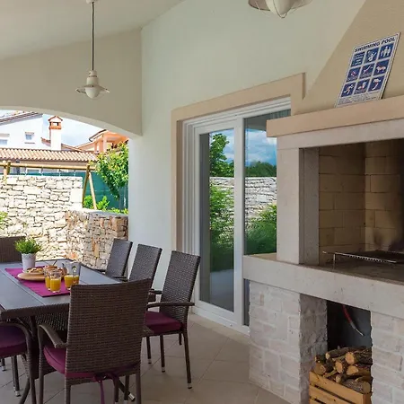 Holiday home Nada *