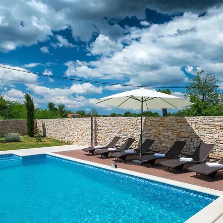 Nada Holiday home