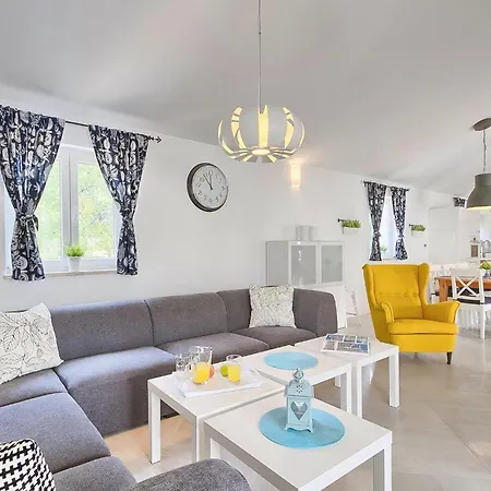 Nada Holiday home