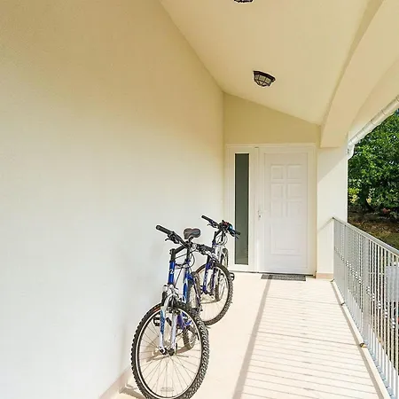 Nada Holiday home *