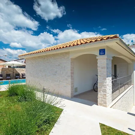 Nada Ruzici (Sveta Nedelja)