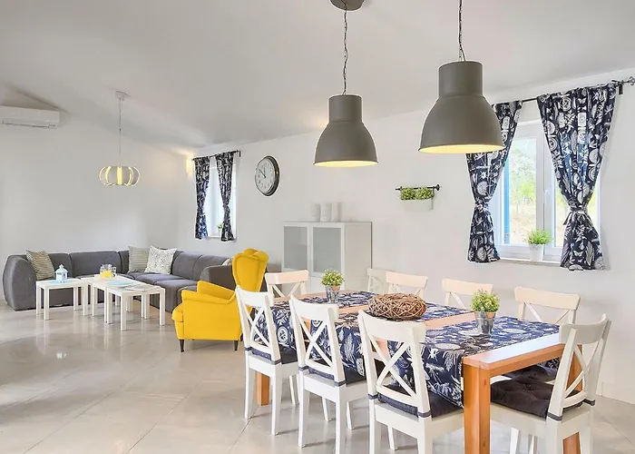 Nada * Ruzici (Sveta Nedelja)